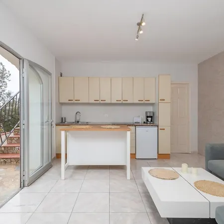 Prázdninový dům 2 Homes, Pool And Beautiful Ocean View! Lloret de Mar