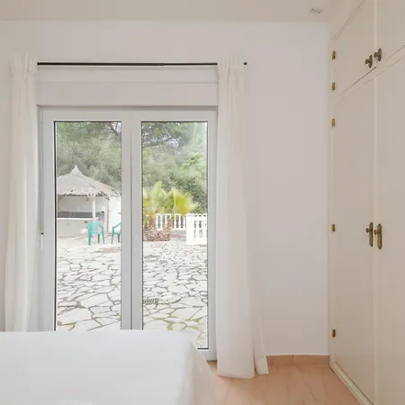 2 Homes, Pool And Beautiful Ocean View! Prázdninový dům