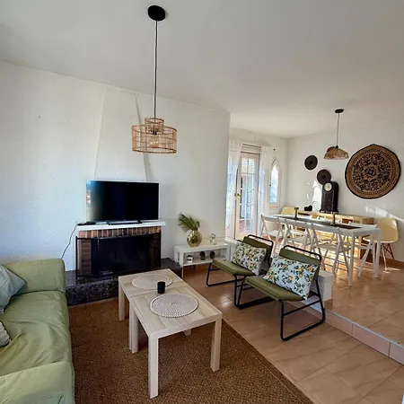 2 Homes, Pool And Beautiful Ocean View! Сasa de vacaciones *
