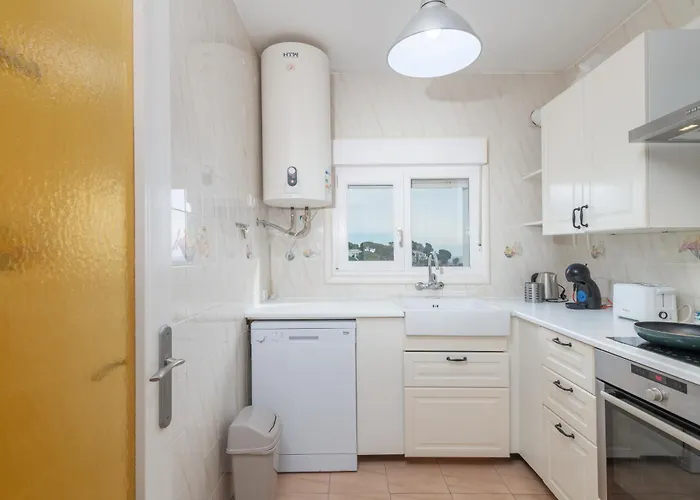 بيت للعطل 2 Homes, Pool And Beautiful Ocean View!