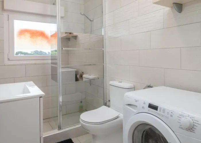 بيت للعطل 2 Homes, Pool And Beautiful Ocean View!