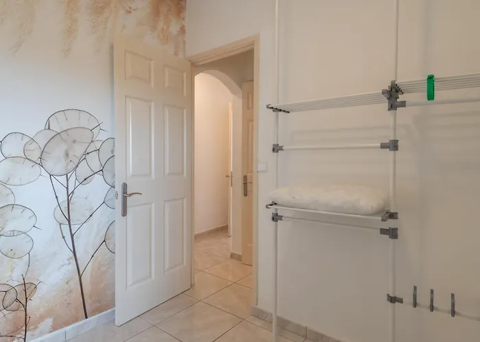 بيت للعطل 2 Homes, Pool And Beautiful Ocean View! يوريت دي مار