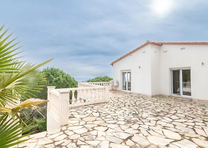2 Homes, Pool And Beautiful Ocean View! * يوريت دي مار
